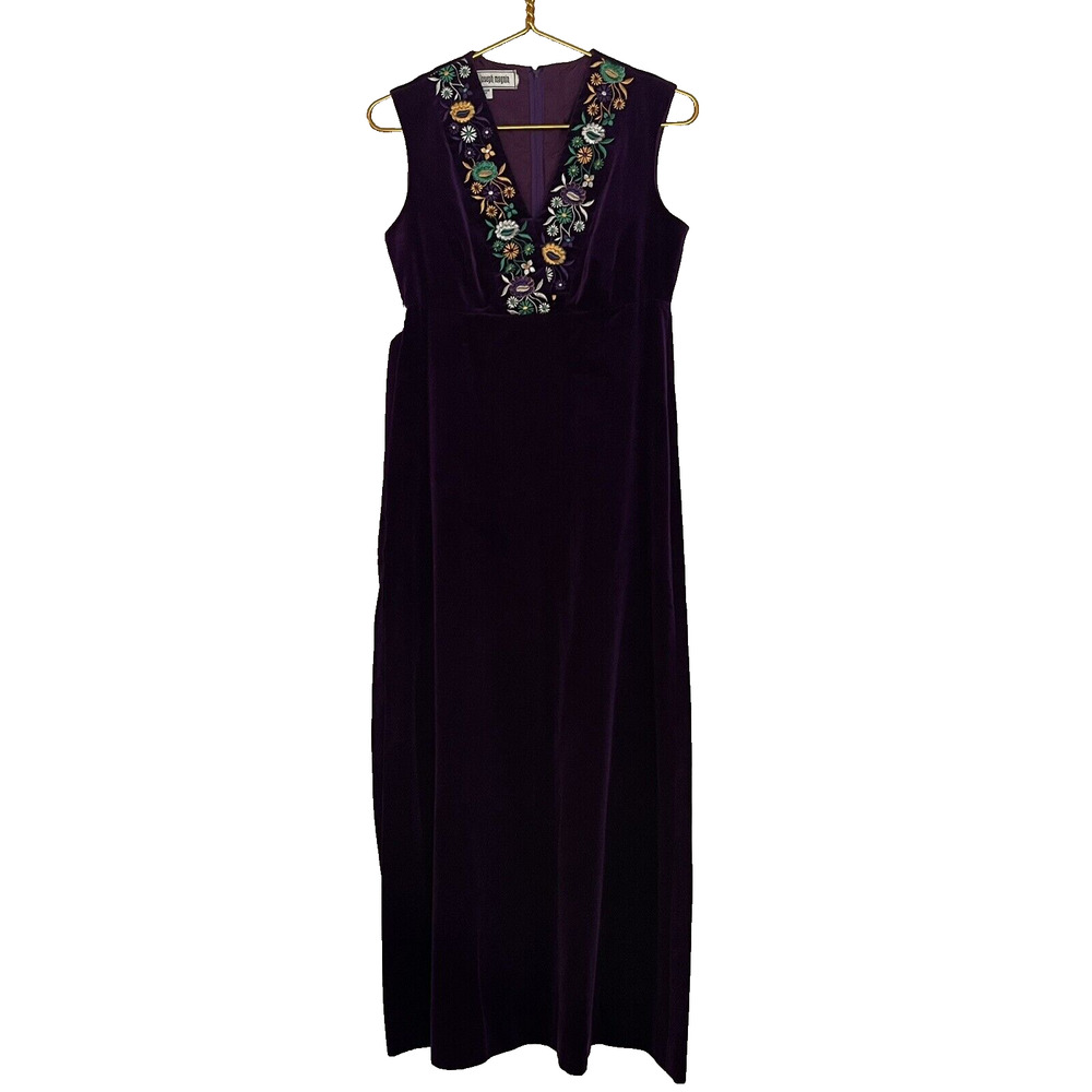 VTG Joseph Magnin 1960's Purple Velvet Dress Floral Embroidered Women's Small